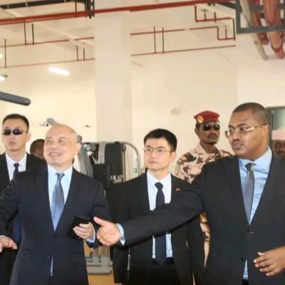 انتهاء العمل بملعب منجفا الجديد ووزير الشباب والرياضة يتسلمه رسميا